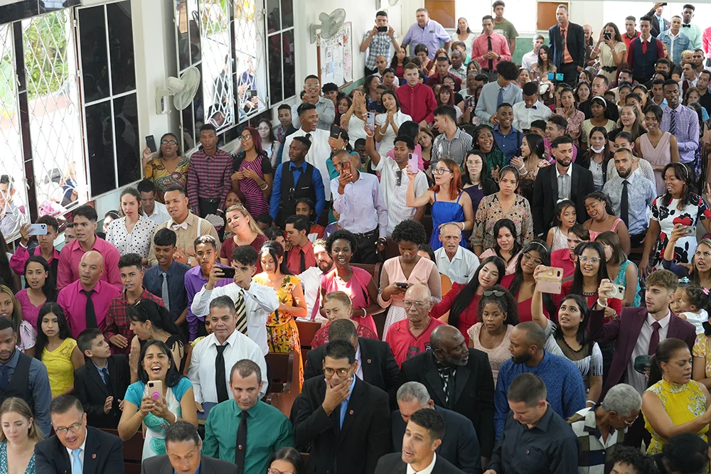 Adventist Church in Cuba Responds after One in Three Pastors Leaves since 2021