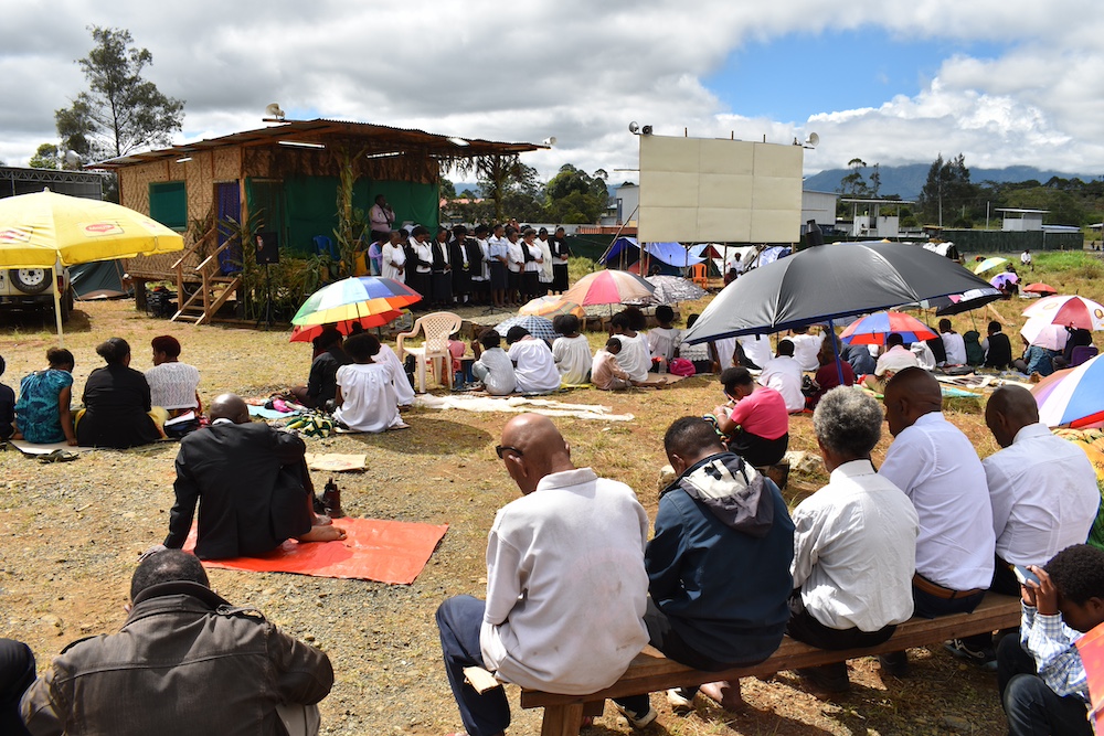 Baptisms across PNG Mark First Week of Evangelistic Meetings